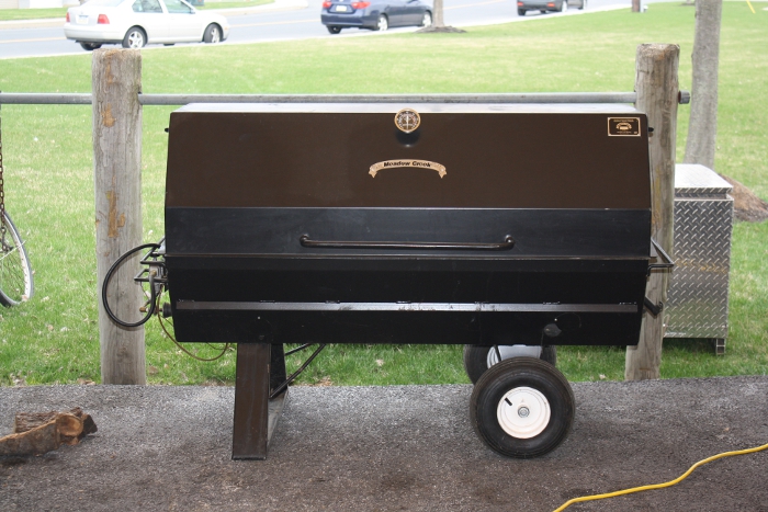 Meadow Creek Pig Cooker